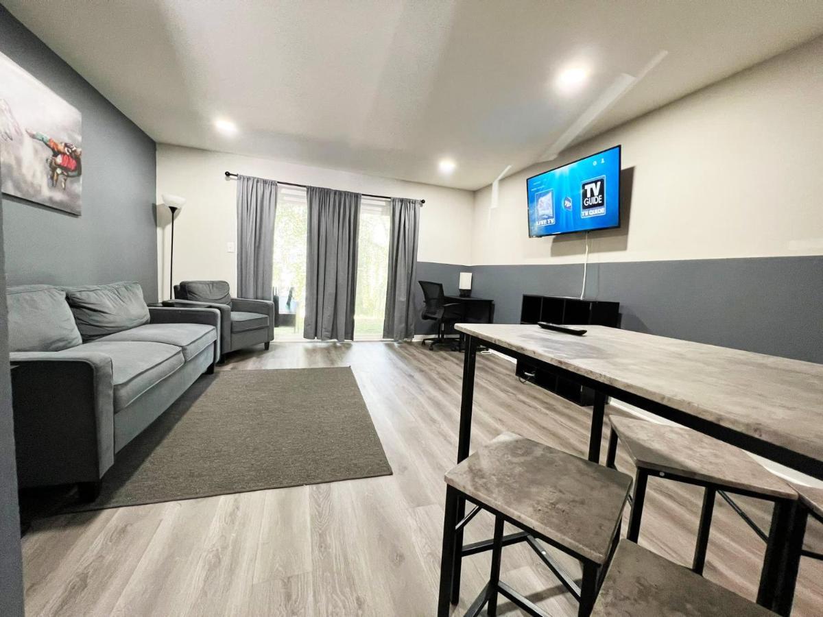 The Lux 28 Tvs Every Room Free Wifi Atlanta Exterior photo